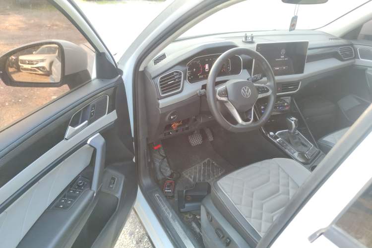 Used Volkswagen Tayron 2023 300TSI Two-Wheel-Drive Luxury Plus Advanced Edition
