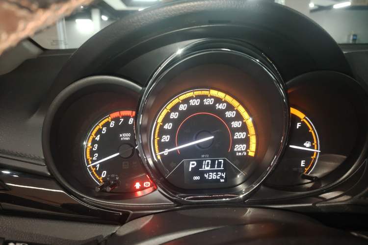 Used Toyota YARiS L 2022 X-Trail 1.5L CVT Luxury PLUS Edition