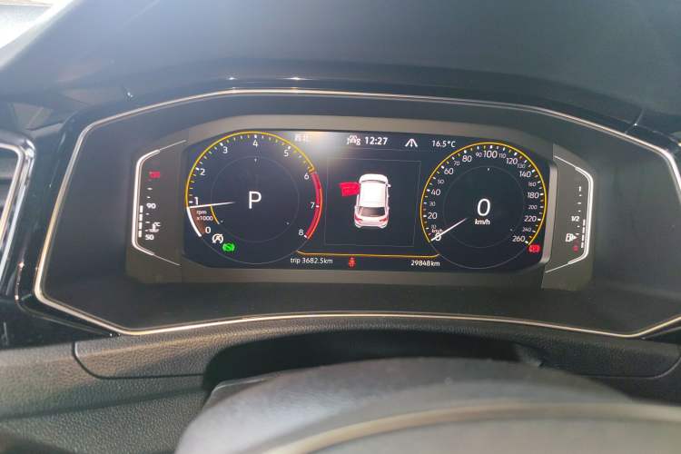 Used Volkswagen T-ROC 2021 280TSI DSG Two-Wheel Drive Comfort Connect Edition