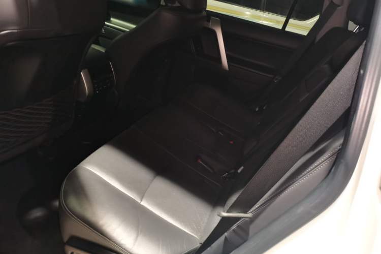 Used Toyota Prado 2018 3.5L Automatic TX-L NAVI with Rear-Mounted Spare Tire
