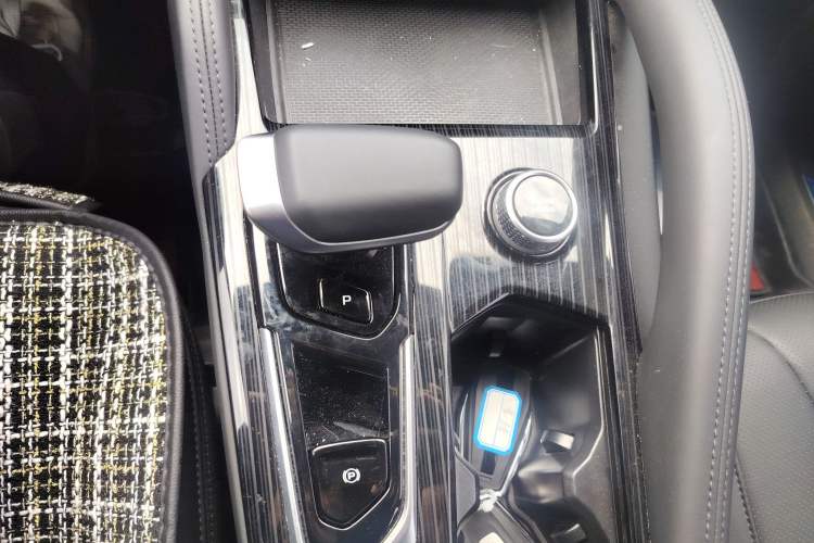 Used Geely Auto Monjaro L 2024 2.0TD DCT EVO Two-Wheel Drive Long-Range Version
