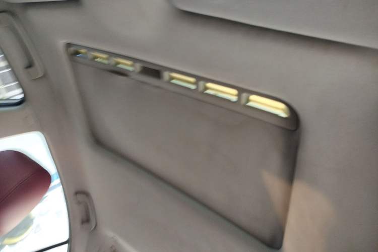 Used Roewe 350 2015 1.5L Manual Luxury Sunroof Edition
