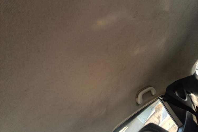 Used  Refine S2 2015 1.5L Manual Luxury Model
