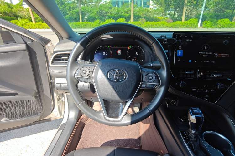 Used Toyota Camry 2021 2.5G Luxury Edition
