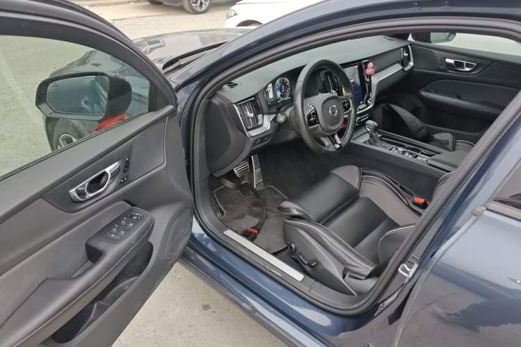 Used Volvo S60 2020 T4 Zhiyuan Luxury Edition