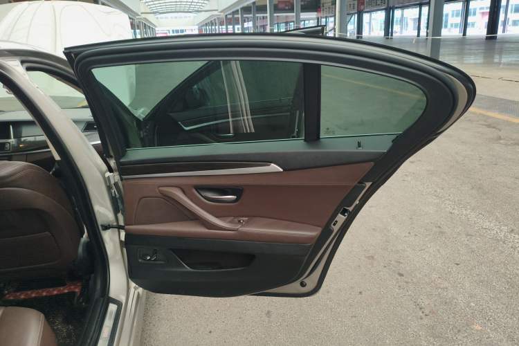 Used BMW 5 Series 2017 525Li Luxury Design Package