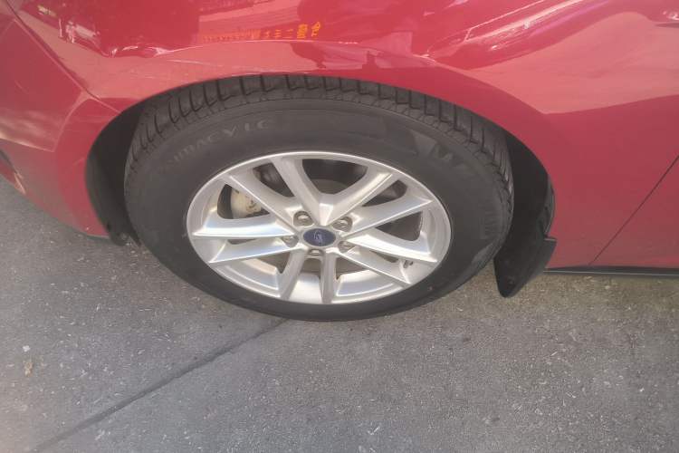 Used Ford Focus 2018 Hatchback Classic 1.6L Automatic Trendy SmartDrive Edition