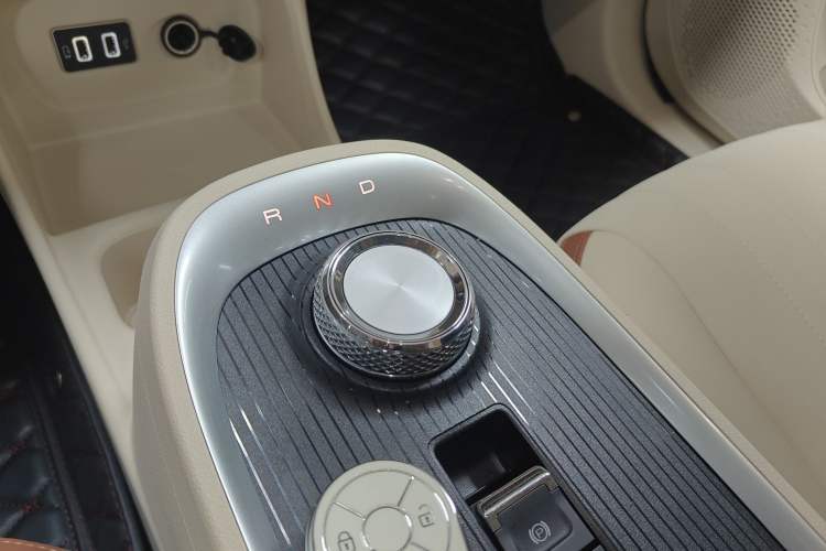 Used ORA Good Cat 2021 400km Standard Range Athena Edition Lithium Iron Phosphate
