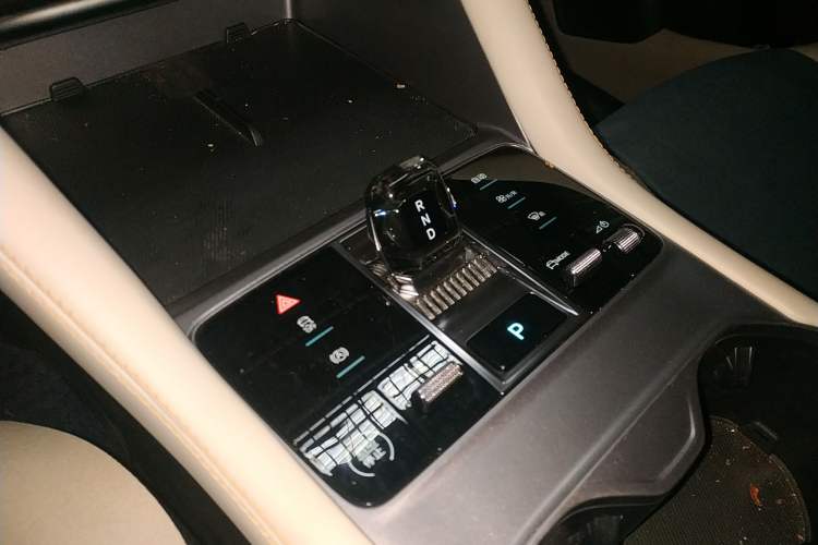 Used BYD Song PLUS New Energy 2024 Honor Edition EV 520km Luxury Model
