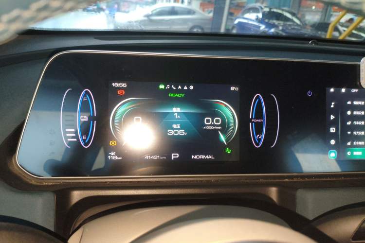 Used ORA Good Cat 2023 401 km Standard Range Luxury Version Ternary Lithium
