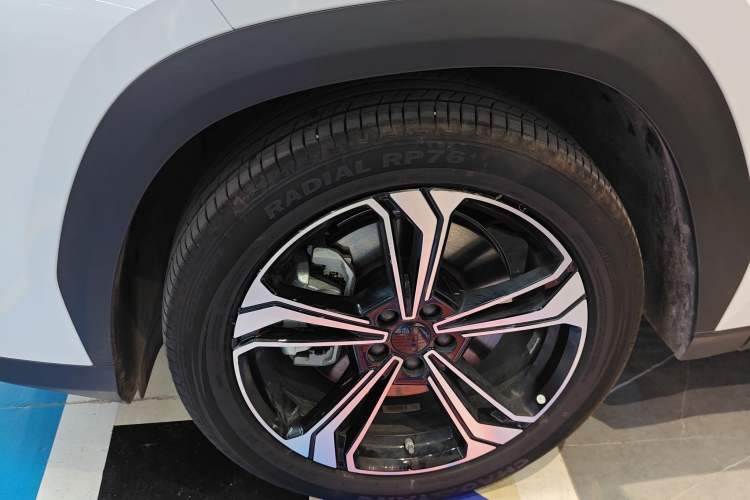 Used  L7 2025 EM-i 115km Exploration Edition
