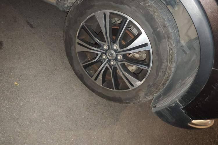 Used Dongfeng Aeolus AX7 2018 Classic 1.6T Automatic Luxury Model
