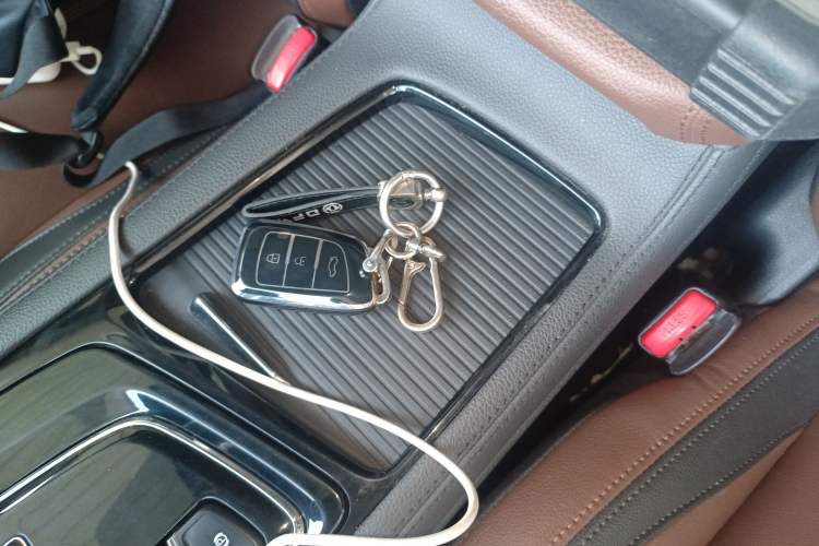 Used Dongfeng Aeolus AX7 2018 1.6T Automatic Luxury Special Edition
