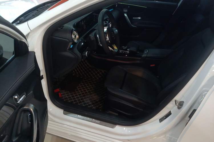 Used Mercedes-Benz A-Class 2022 Second Facelift A 200 L Sport Sedan Fashion Version