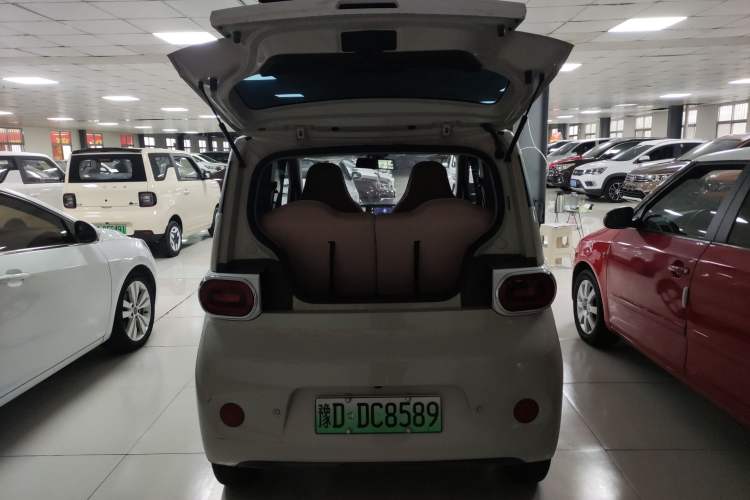 Used Wuling Hongguang MINIEV 2024 3rd Generation 215km Advanced Version