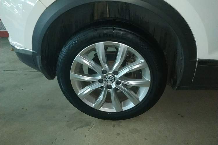 Used Volkswagen T-ROC 2020 230TSI DSG Two-Wheel Drive Advanced Version