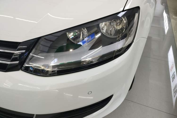 Used Volkswagen Sharan 2016 280TSI Enjoyment Model 7-Seater
