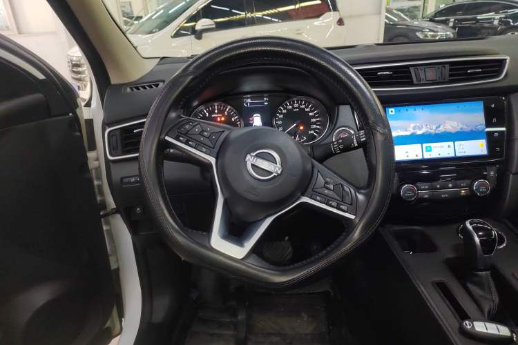 Used Nissan Qashqai 2023 Classic 2.0L CVT XV Prem. Smart Enjoyment Edition
