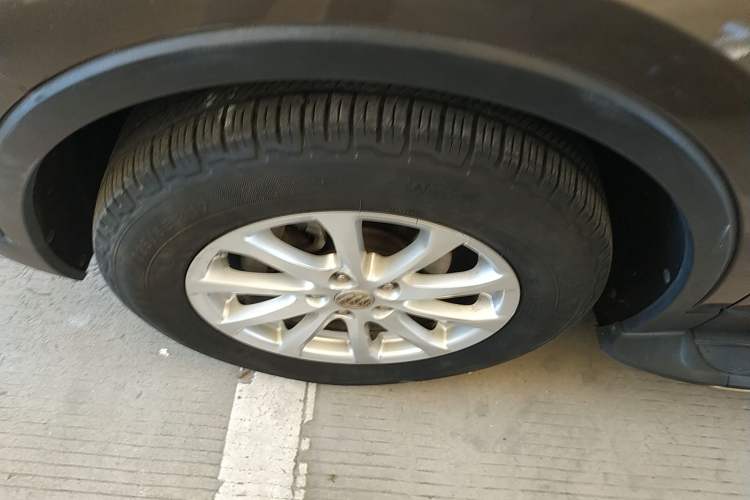 Used Buick Envision 2017 20T Two-Wheel Drive Leading Version