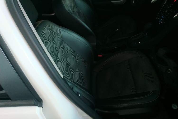 Used Buick GT 2014 XT 1.6L Automatic Fashion Edition
