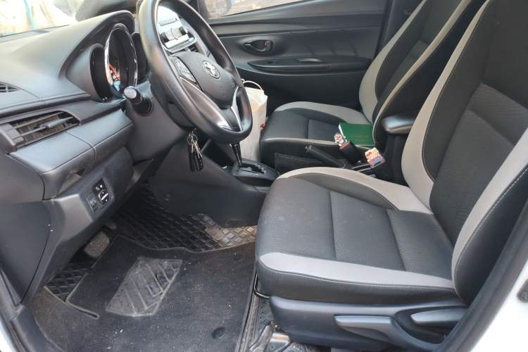 Used Toyota YARiS L 2022 X-Trail 1.5L CVT Leading PLUS Edition
