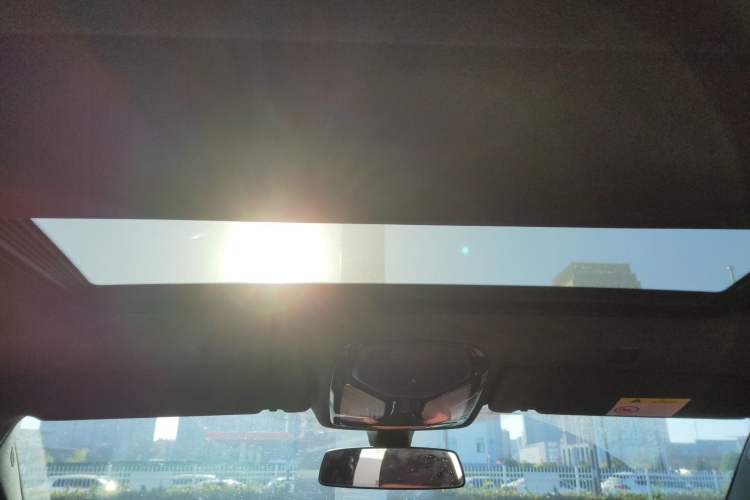 Used BMW 5 Series 2022 Restyled 525Li M Sport Package
