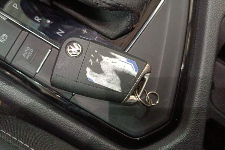 Used Volkswagen Tiguan L 2022 330TSI Automatic Two-Wheel Drive R-Line Enhanced Edition
