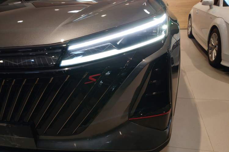 Used Changan CS75 PLUS 2022 Second-Generation 2.0T Automatic Prestige Model
