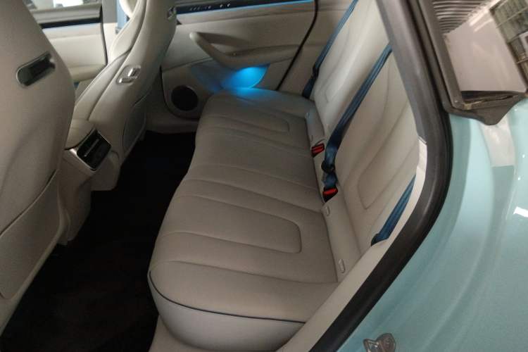 Used Hima Luxeed S7 2025 705 km Pro
