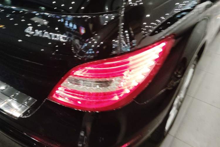 Used Mercedes-Benz R-Class 2017 R 320 4MATIC Luxury Collection Edition
