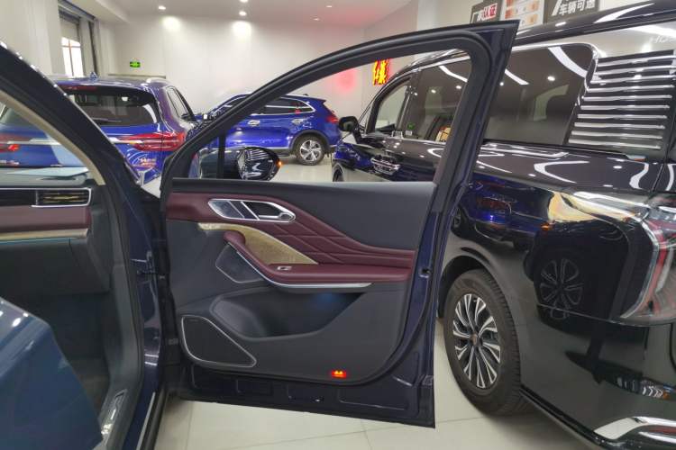 Used Hongqi HS7 2023 2.0T Automatic All-Wheel-Drive Flagship Edition Six Seats
