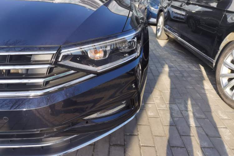 Used Volkswagen Magotan 2020 330TSI DSG Luxury Edition
