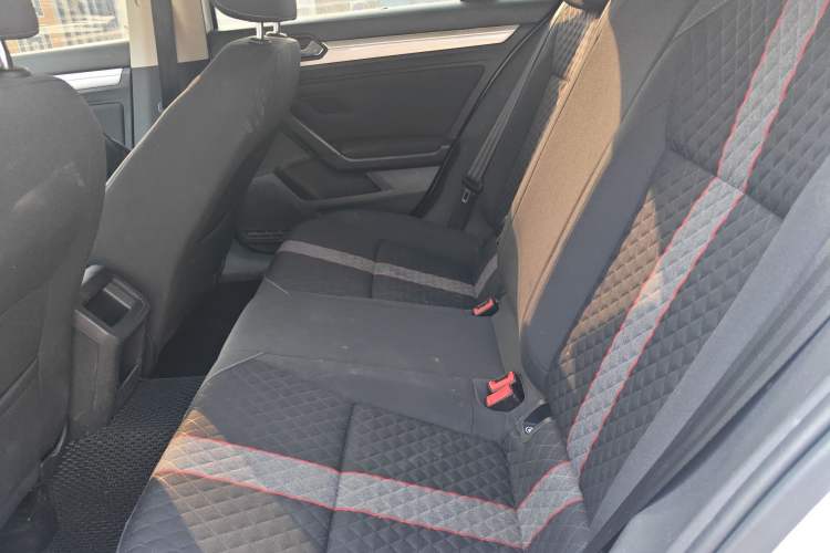 Used Volkswagen Lamando 2021 230TSI DSG Fashion Edition
