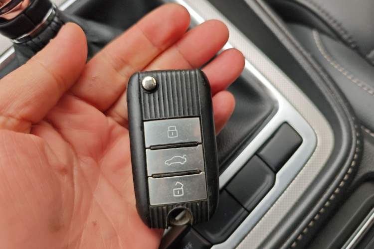 Used MG 6 2017 20T Automatic Luxury Smart Connect Version China V Standard
