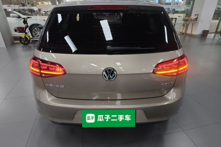 Used Volkswagen Golf 2017 1.6L Automatic Comfort Million-Vehicle Anniversary Edition