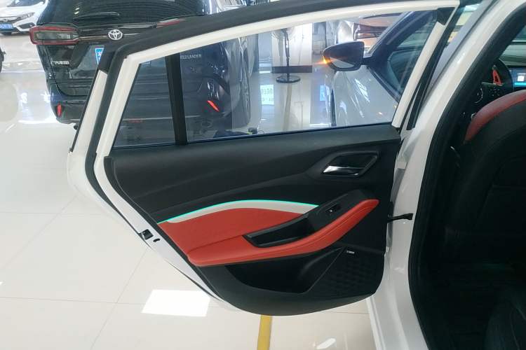 Used MG 5 2021 Revised 300TGI DCT Elegant Luxury Flagship Edition
