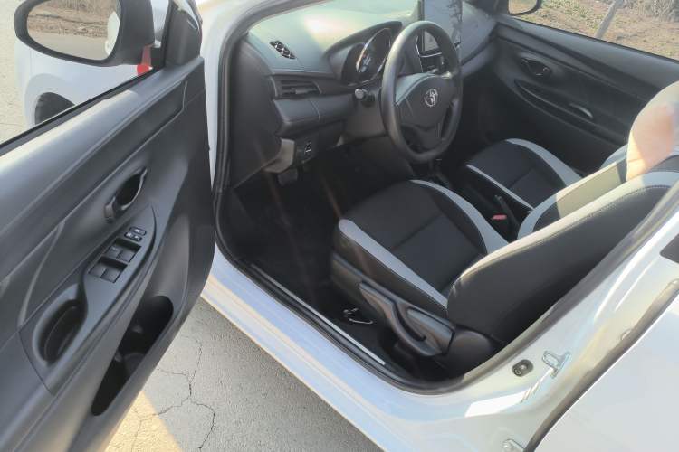 Used Toyota YARiS L 2020 1.5L CVT Leading Edition