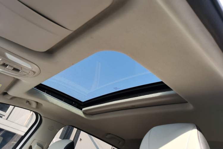 Used Baojun 730 2019 1.5T CVT Flagship Model 7 Seats China VI Emission Standard