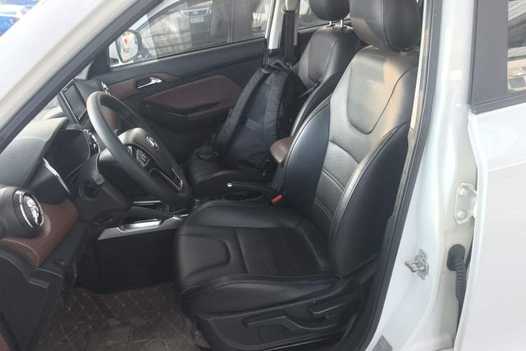 Used  Q35 2016 1.5L Manual Smart Edition
