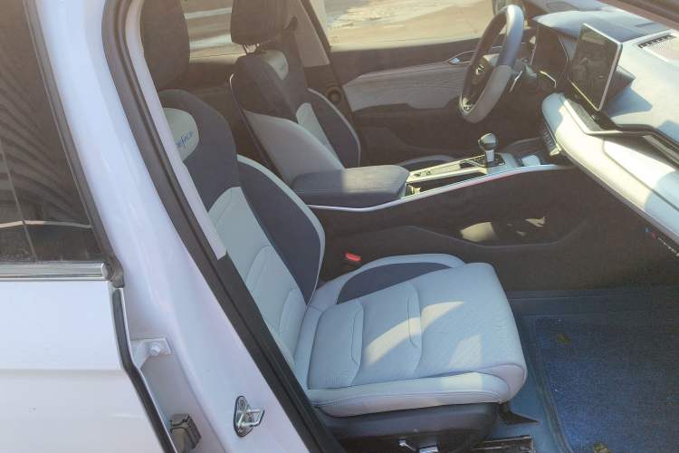 Used Geely Auto Preface 2021 Revised Version 2.0TD Luxury Edition