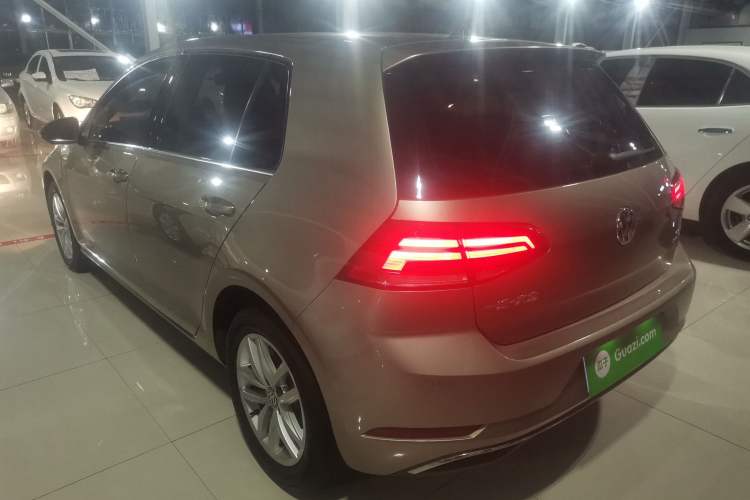 Used Volkswagen Golf 2019 200TSI DSG Comfort & Ambition Edition China VI Standard
