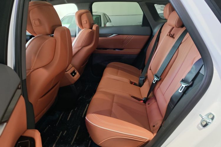 Used Cadillac OPTIQ 2024 Four-Wheel Drive Long-Range Version
