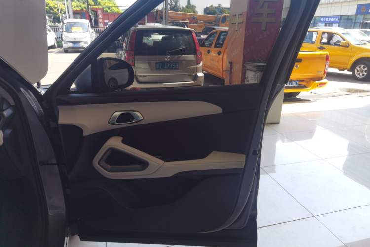 Used BYD Yuan UP 2024 401 km Active Version
