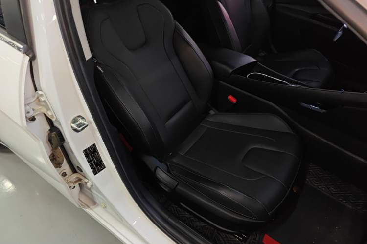 Used Hyundai Elantra 2021 1.5L CVT GLX Elite Edition
