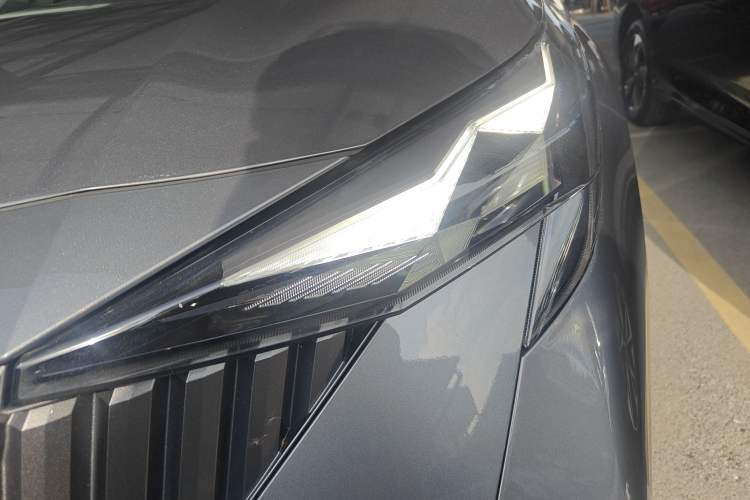 Used GAC Trumpchi GS3 2023 Shadow Speed 270T R-STYLE Edition
