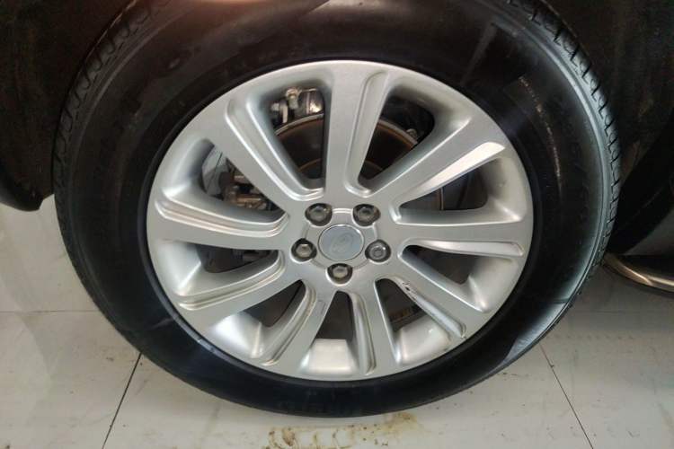 Used Land Rover Discovery Sport 2016 2.0T SE
