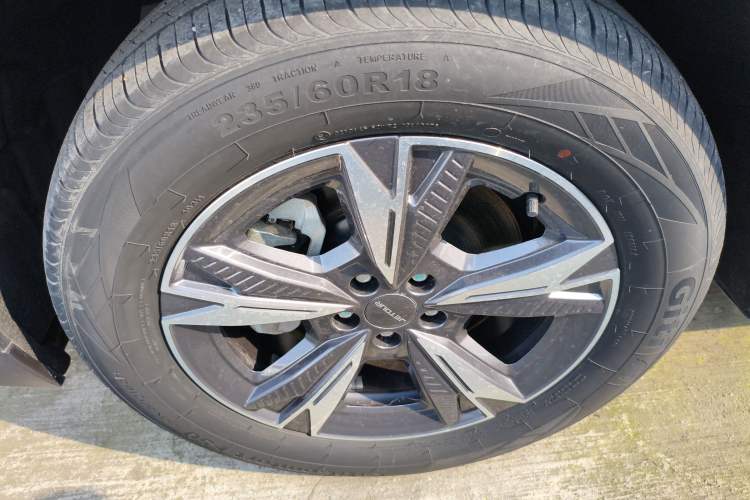 Used JETOUR Dashing 2023 1.5T DCT Starlight Shine Pro Edition