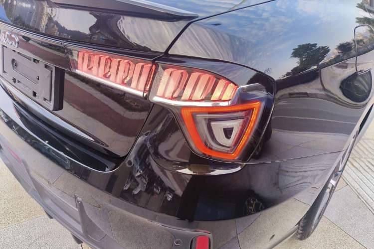 Used Lynk & Co 03 2020 1.5TD DCT JingPro Edition
