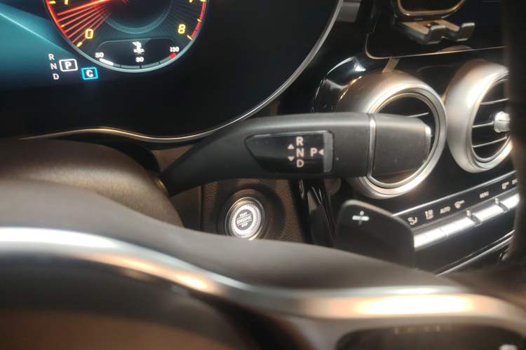 Used Mercedes-Benz GLC 2022 Second Facelift GLC 260 L 4MATIC Dynamic Edition
