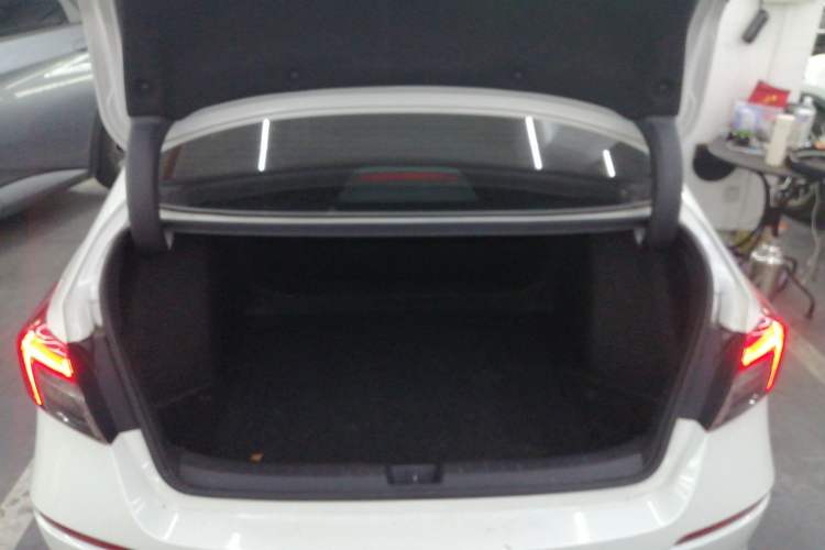 Used Honda Civic 2022 240TURBO CVT Dynamic Edition
